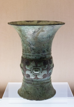 商代尊