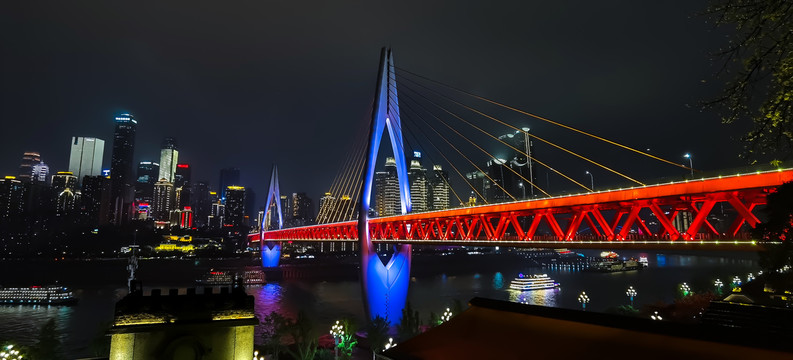 重庆东水门长江大桥夜景