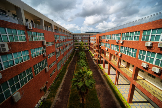 珠海科技学院第一教学楼