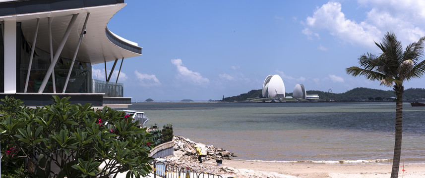 海天驿站日月贝