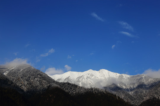 雪山雪峰