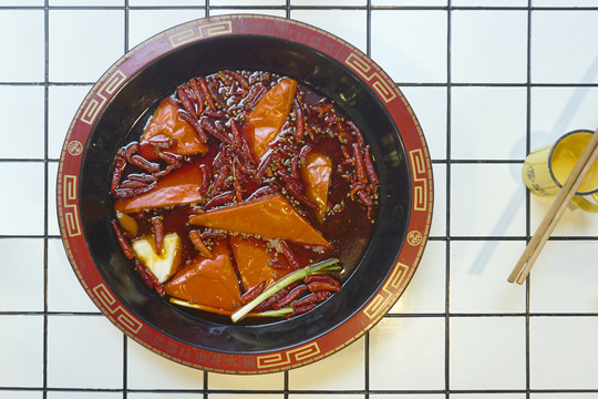 重庆传统牛油火锅