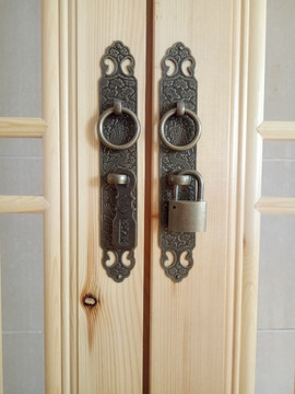 传统门锁装饰金属件