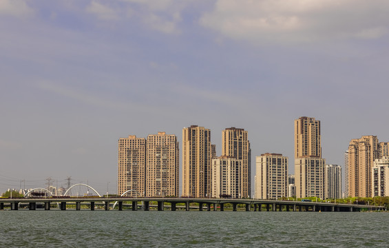 小高层