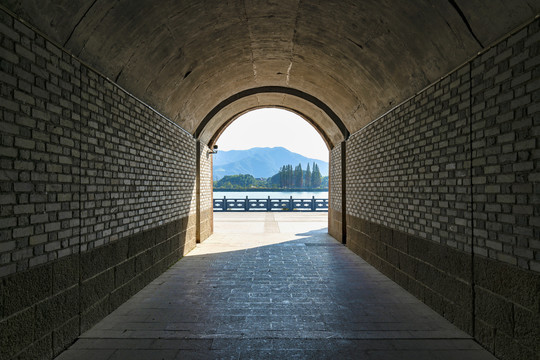 建德梅城古镇严州府建筑古城门