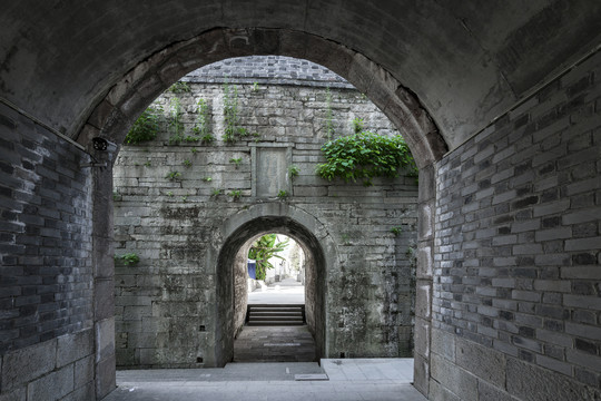 建德梅城古镇严州府建筑古城门