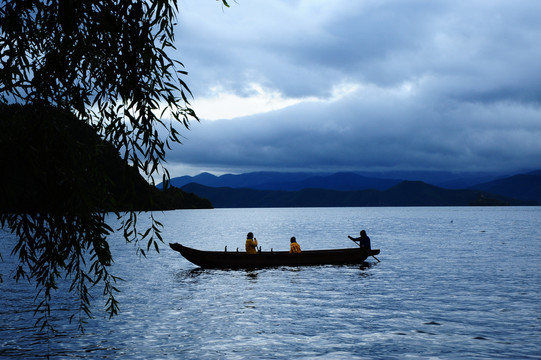 泸沽湖