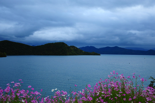 泸沽湖