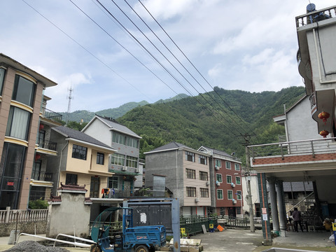 现代山村风景