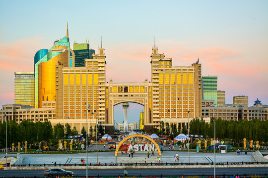 哈萨克斯坦国家油气公司大楼