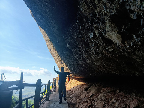 峡谷风景照