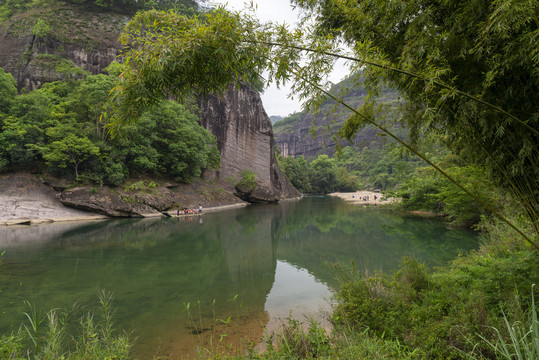 武夷山九曲溪竹筏