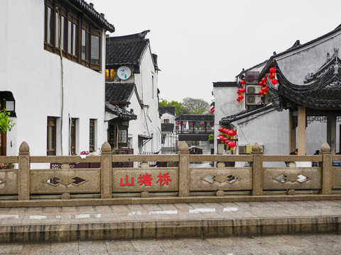 苏州七里山塘景区