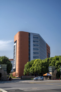 上海工程技术大学教学楼