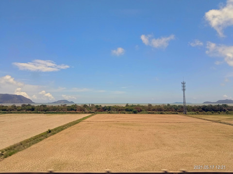 潮汕高铁路沿途大海风景光