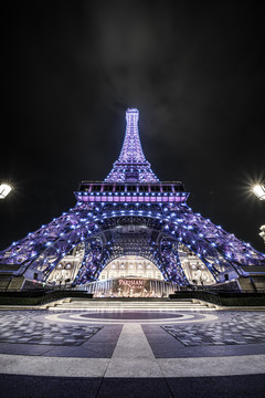 巴黎人铁塔