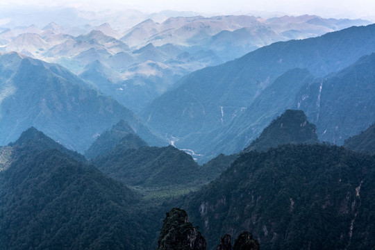 群山