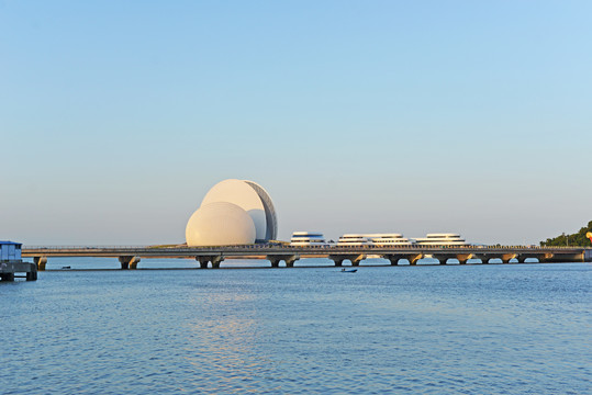 珠海日月贝歌剧院