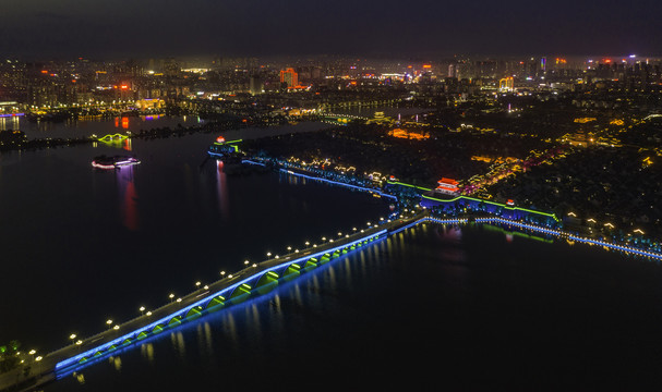 水城夜色
