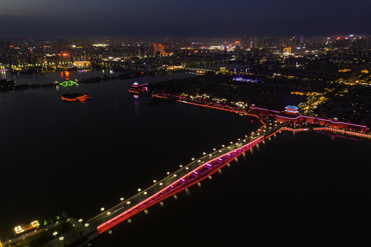 水城夜色