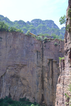 郭亮村