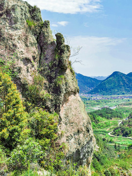 青山