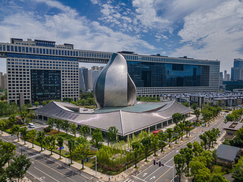 航拍武汉中国建筑科技馆