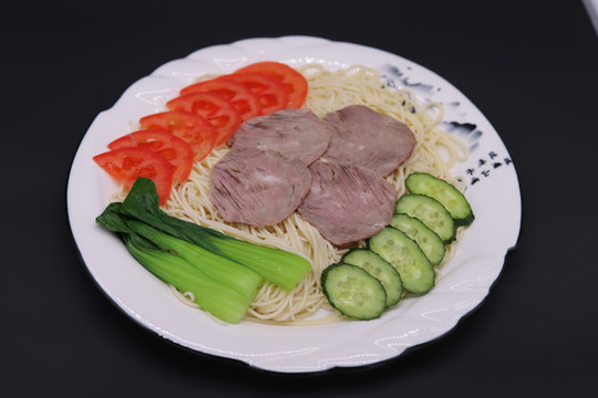 牛肉凉面