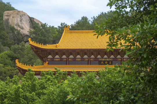 石室岩药师殿