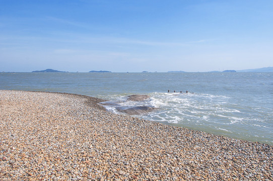 环岛路石头海滩