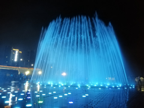 蓝色音乐地面喷泉