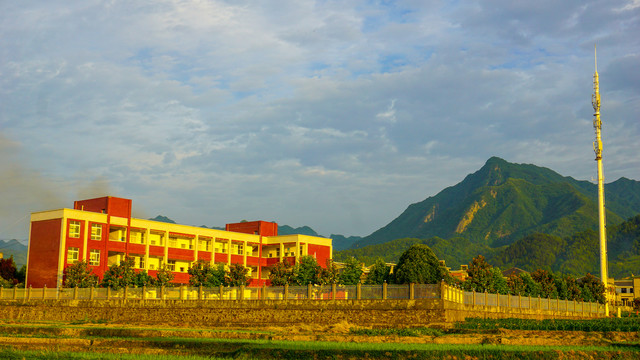 中峰学校
