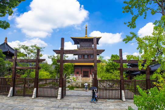 上海广富林遗址寺庙