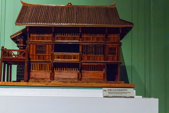 民族博物馆壮族干栏式民居模型