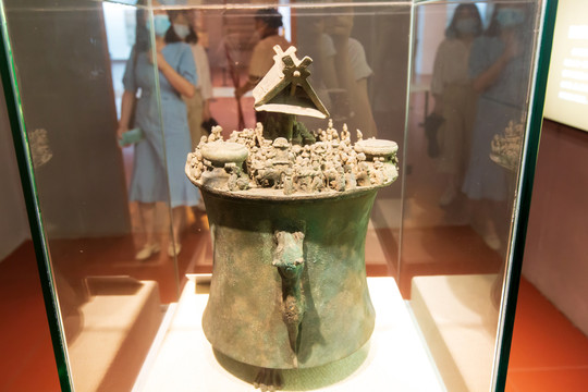 广西民族博物馆诅盟贮贝器