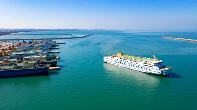 航拍海口新海港