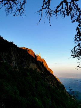 鸡足山