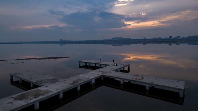 山西运城盐湖夕阳