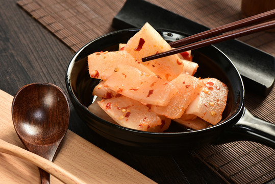 泡菜萝卜