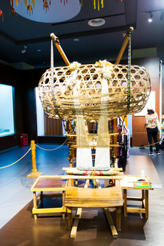 广西民族博物馆壮族竹笼机