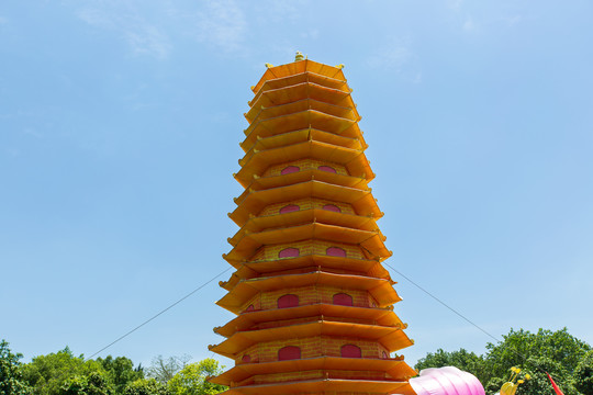南宁青秀山公园园艺龙象塔造型