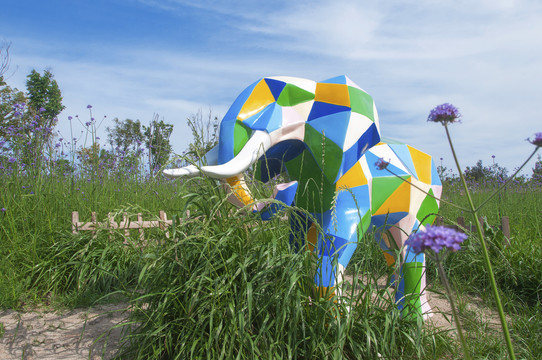 海丝生态公园象雕塑