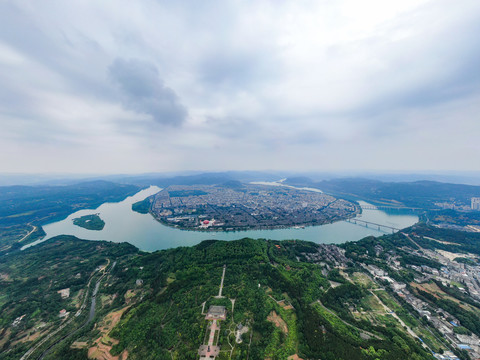 阆中古城航拍全景