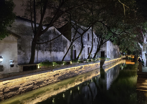 平江路古镇夜景