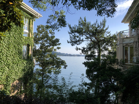 千岛湖边的别墅