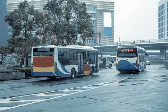 公交车