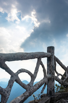 登山防护栏