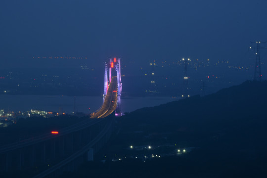 五峰山大桥夜景