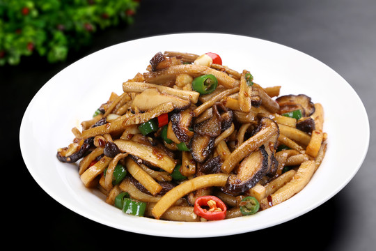 小炒菌菇片