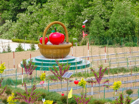 苹果雕塑景观